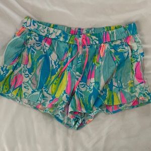 Lilly Pulitzer Luxletic shorts Large